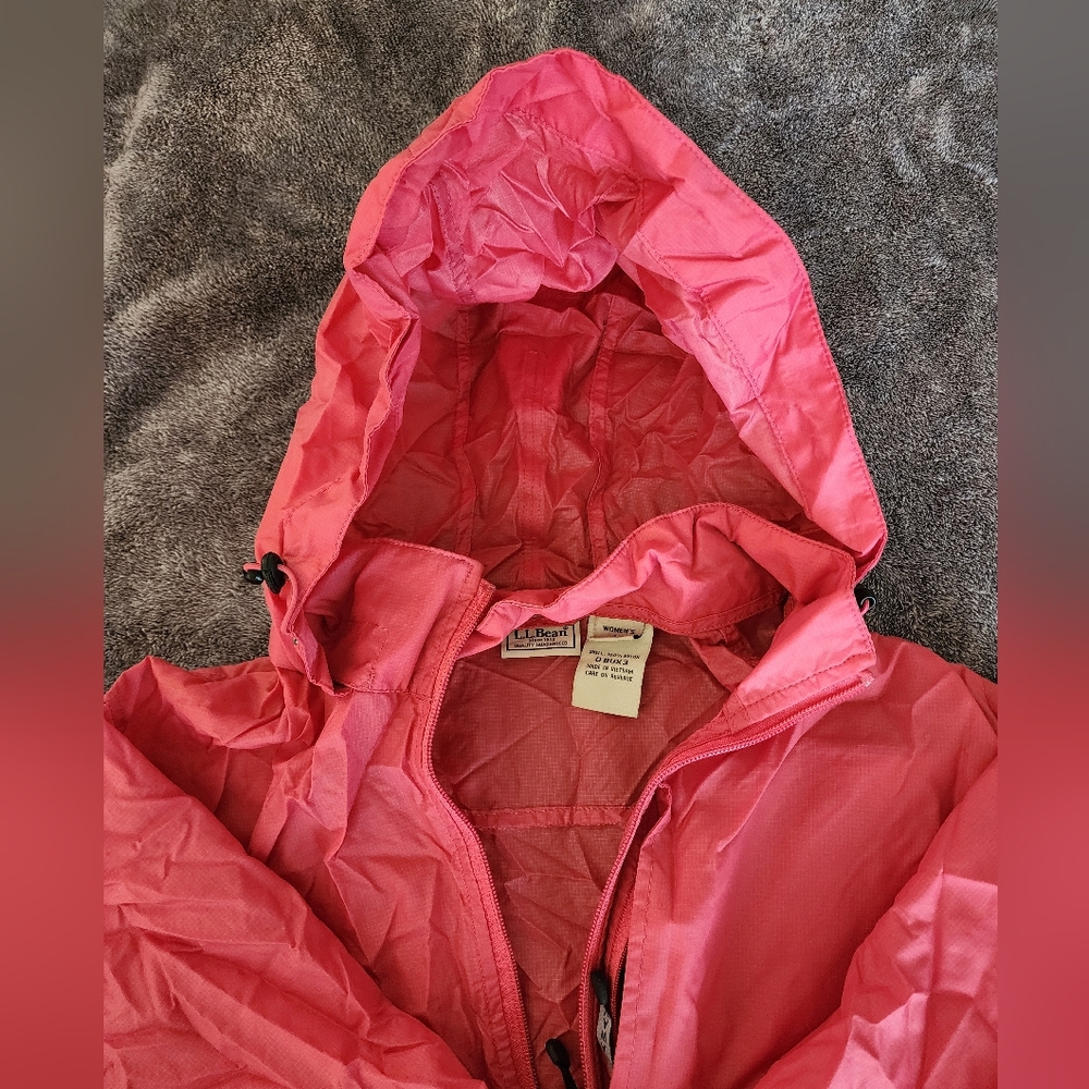 Preloved Foldable Windbreaker Jacket - image 2